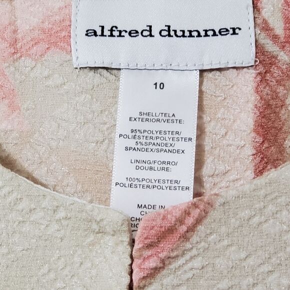 Alfred Dunner Women's Sz 10 La Dolce Vita Floral Patch Jacket Peach & Beige - Picture 3 of 7